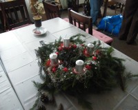Kanape / Výroba vánočních věnců